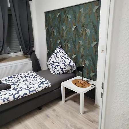 Work And Eschweiler 6 Betten 5 Schlafzimmer 2 Etagen شقة *