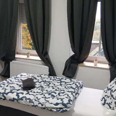 Work And Eschweiler 6 Betten 5 Schlafzimmer 2 Etagen *