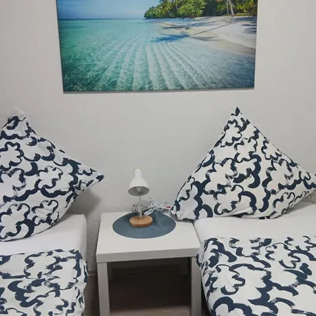 Work And Eschweiler 6 Betten 5 Schlafzimmer 2 Etagen شقة *