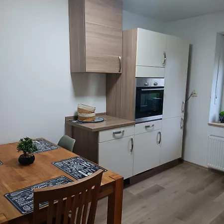 Work And Eschweiler 6 Betten 5 Schlafzimmer 2 Etagen شقة Hehlrath