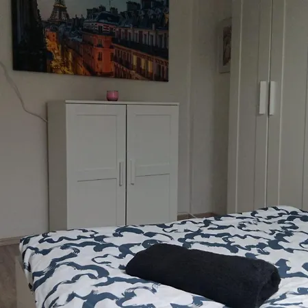 شقة Work And Eschweiler 6 Betten 5 Schlafzimmer 2 Etagen *