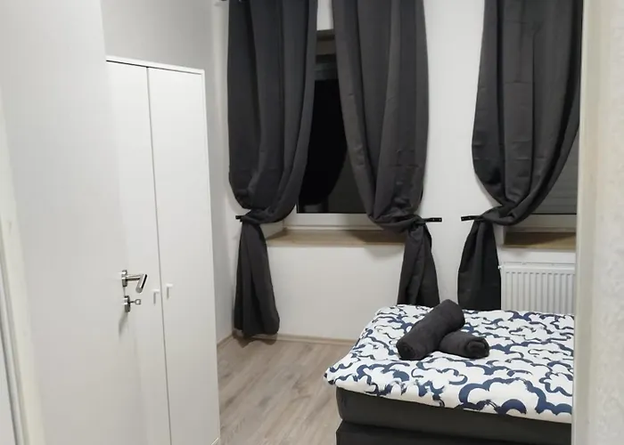 Work And Eschweiler 6 Betten 5 Schlafzimmer 2 Etagen Apartamento *