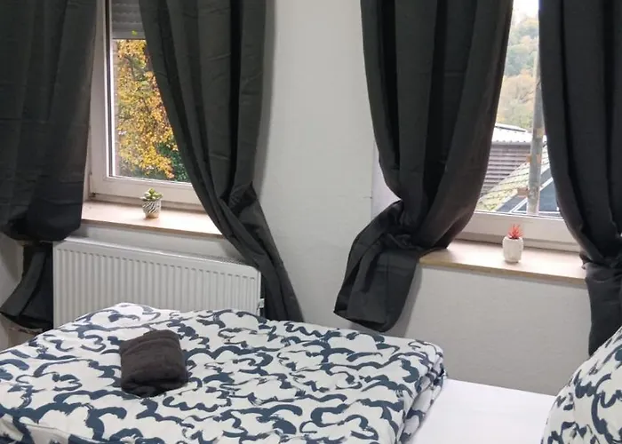 Work And Eschweiler 6 Betten 5 Schlafzimmer 2 Etagen *