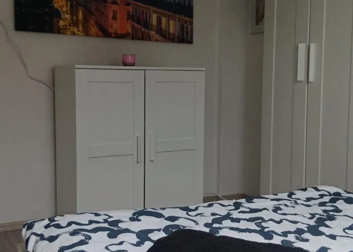 Apartamento Work And Eschweiler 6 Betten 5 Schlafzimmer 2 Etagen *